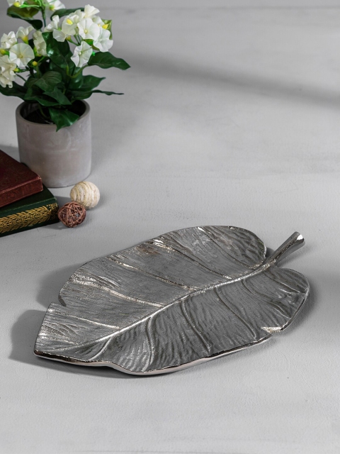 Pure Home and Living Silver-Toned Silver Leaf Centrepiece Showpiece