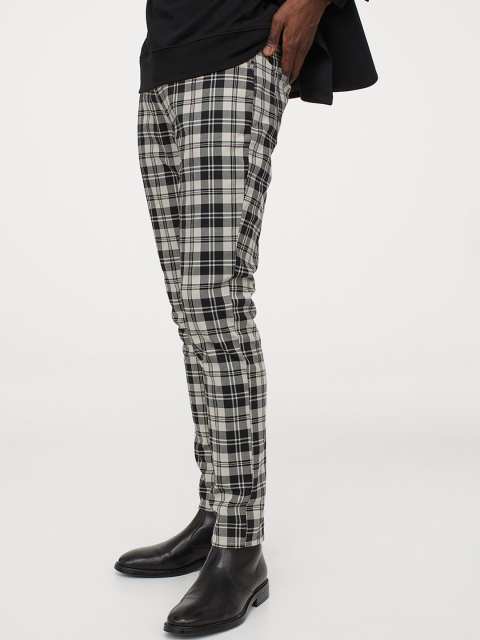 H&M Men Off-White & Black Skinny Fit Twill Trousers
