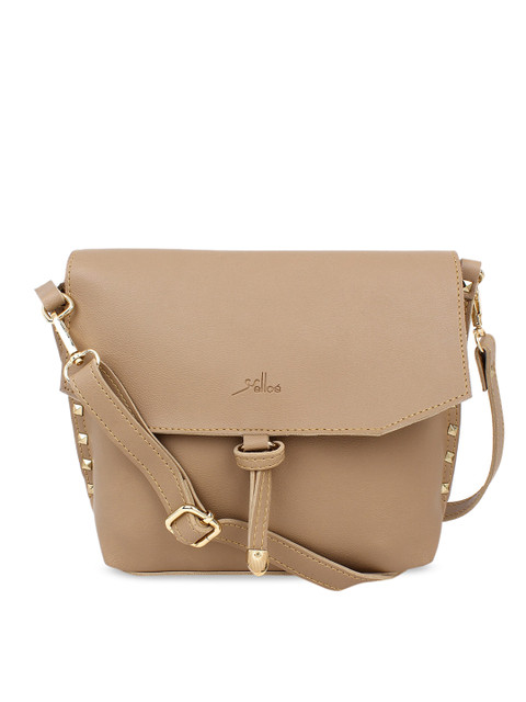 yelloe Beige Solid Sling Bag
yelloe Beige Solid Sling Bag
