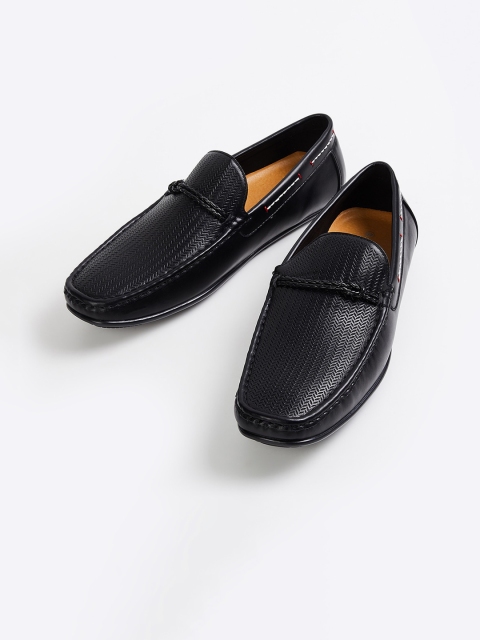 CODE by Lifestyle Men Black Textured Formal Loafers