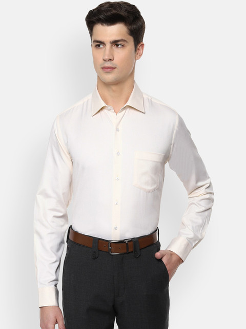 Van Heusen Men Cream-Coloured Slim Fit Self Design Cotton Formal Shirt
Van Heusen Men Cream-Coloured Slim Fit Self Design Cotton Formal Shirt