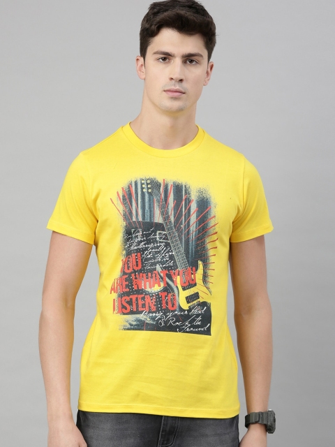 QUANCIOUS Men Yellow Printed Round Neck Sustainable T-shirt