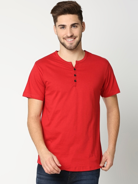 Bewakoof Men Red Solid Henley Neck Cotton T-shirt