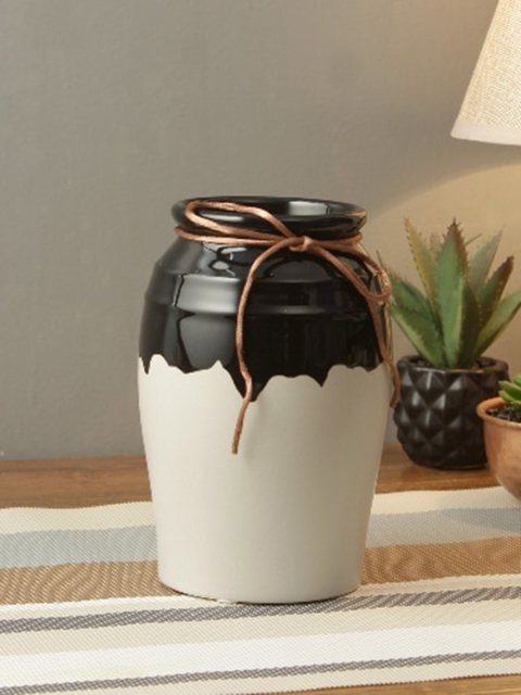 Aapno Rajasthan Black & Grey Ceramic Flower Vase