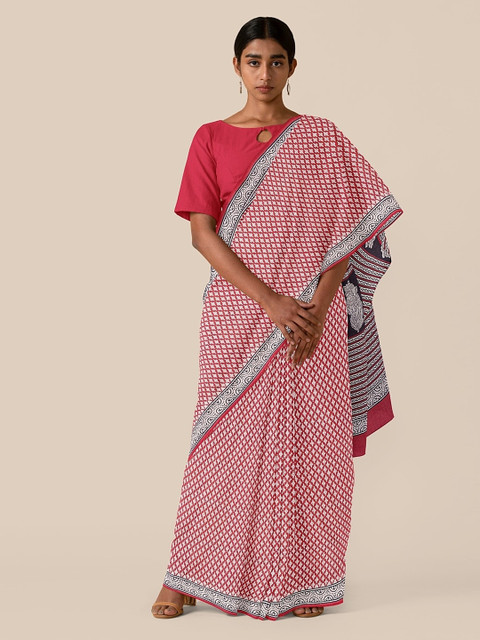 Taneira Red & Black Pure Cotton Printed Bagru Saree 
Taneira Red & Black Pure Cotton Printed Bagru Saree