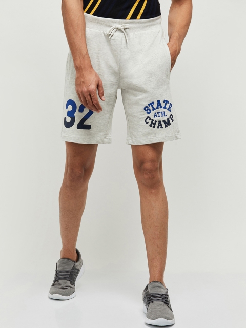 max Men Off-White & Navy Blue Printed Regular Fit Regular Shorts