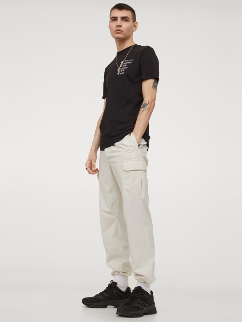 H&M Men Black Printed Slim Fit Cotton T-shirt