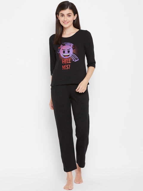 Clovia Women Black & Purple Printed Night suit