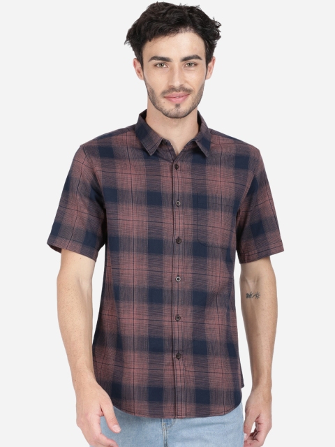 IVOC Men Pink Slim Fit Checked Casual Shirt