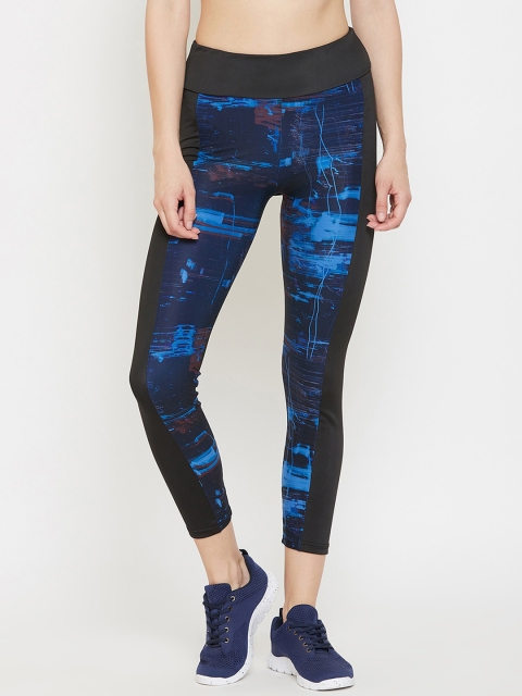 Clovia Women Black & Blue Printed Crop Tights