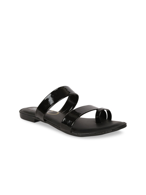 WOMENS BERRY Women Black One Toe Flats