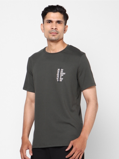 NYAMBA By Decathlon Men Green Solid Round Neck T-shirt