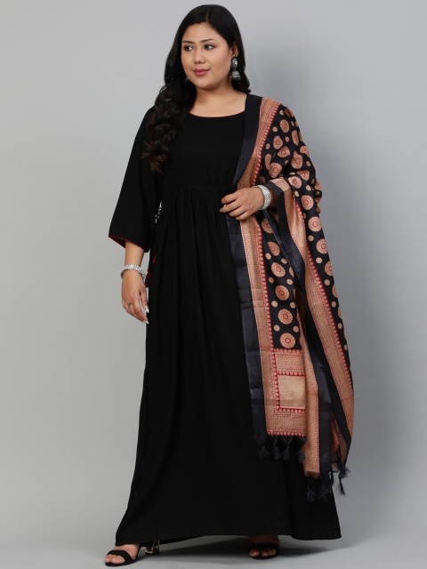 Nayo Black Maxi Dress