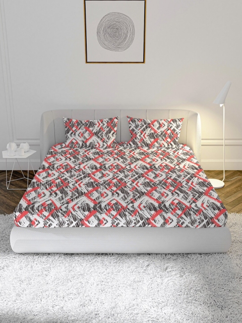 MAYFAIR HOMES LONDON Red Geometric Cotton King Size Printed Bedsheet with 2 Pillow Covers, Black
MAYFAIR HOMES LONDON Red Geometric Cotton King Size Printed Bedsheet with 2 Pillow Covers, Black
