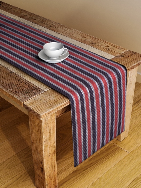 NEUDIS Red & Black Hand-Woven Pure Cotton Table Runner
