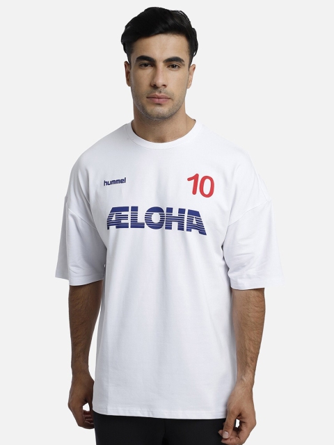 hummel Men White Typography Printed Drop-Shoulder Sleeves Cotton Loose T-shirt
