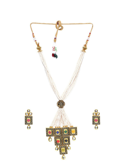 PANASH Gold-Plated Off White & Pink Kundan-Studded & Beaded Handcrafted Jewellery Set
PANASH Gold-Plated Off White & Pink Kundan-Studded & Beaded Handcrafted Jewellery Set