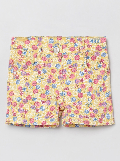 max Girls Yellow Floral Printed Mid-Rise Regular Shorts