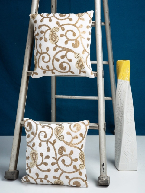 HOSTA HOMES White Set of 2 Square Cushion Covers