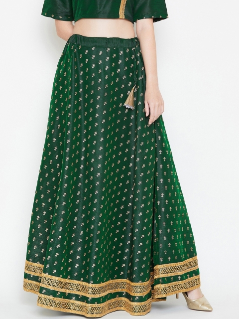 studio rasa Green & Gold-Coloured Hand Block Printed Dupion Silk Flared Maxi Skirt
studio rasa Green & Gold-Coloured Hand Block Printed Dupion Silk Flared Maxi Skirt