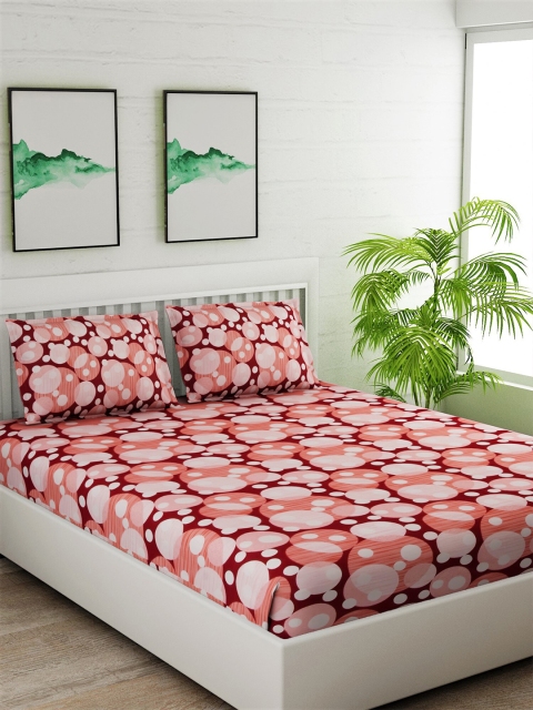 Salona Bichona Peach-Coloured & Maroon Geometric 144 TC Cotton 1 Queen Bedsheet with 2 Pillow Covers
Salona Bichona Peach-Coloured & Maroon Geometric 144 TC Cotton 1 Queen Bedsheet with 2 Pillow Covers