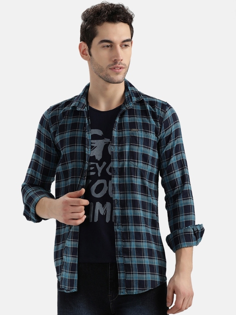 V2 Value & Variety Men White Checked Casual Shirt