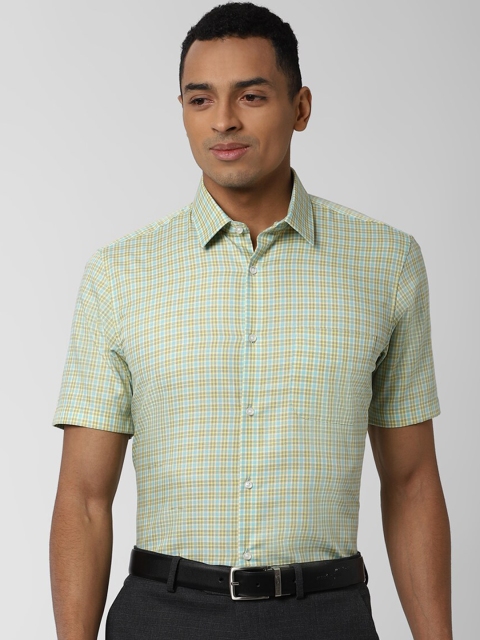 Peter England Men Green Checked Casual Shirt