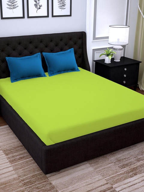 PAVO Fluorescent Green & Blue Solid 210 TC Cotton 1 XL Bedsheet with 2 Pillow Covers
PAVO Fluorescent Green & Blue Solid 210 TC Cotton 1 XL Bedsheet with 2 Pillow Covers