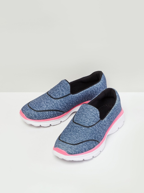 max Women Navy Blue Textile Running Non-Marking Shoes