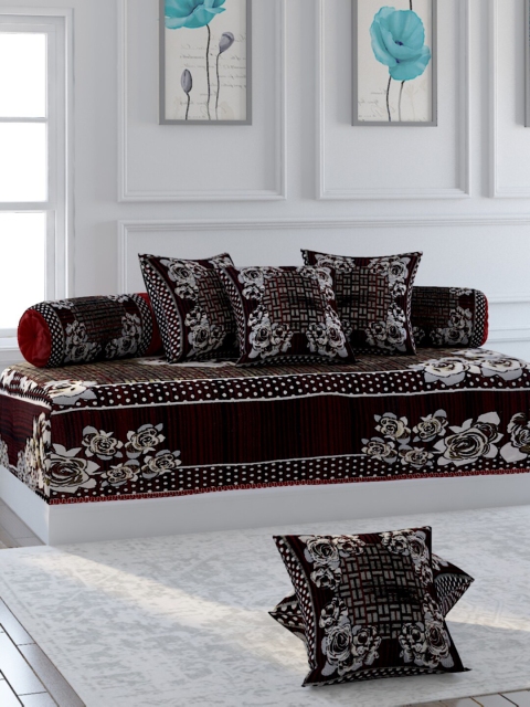 Bromwick Set Of 8 Maroon & White Floral Printed Cotton Bedsheet With Bolsters & Cushion Covers
Bromwick Set Of 8 Maroon & White Floral Printed Cotton Bedsheet With Bolsters & Cushion Covers