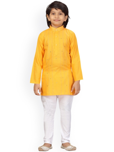 LITTLE MAFIA BY Aarika Boys Yellow & White Embroidered Pure Cotton Kurta with Pyjamas
LITTLE MAFIA BY Aarika Boys Yellow & White Embroidered Pure Cotton Kurta with Pyjamas