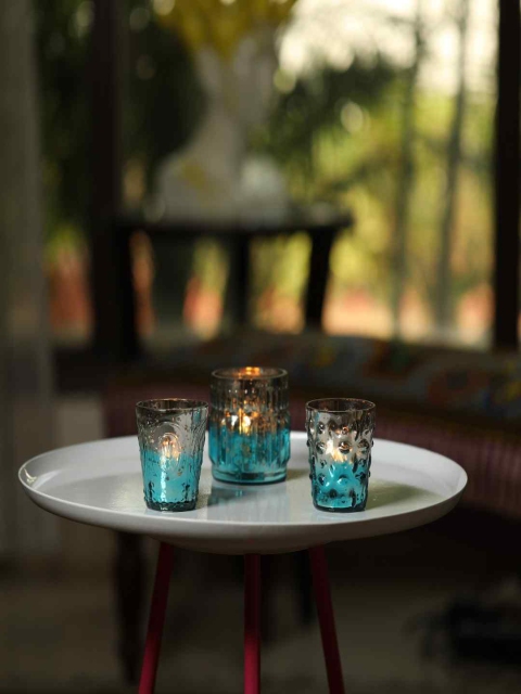 Amoliconcepts Set Of 3 Turquoise Blue & Silver-Toned Mercury Votives Candle Holders
Amoliconcepts Set Of 3 Turquoise Blue & Silver-Toned Mercury Votives Candle Holders