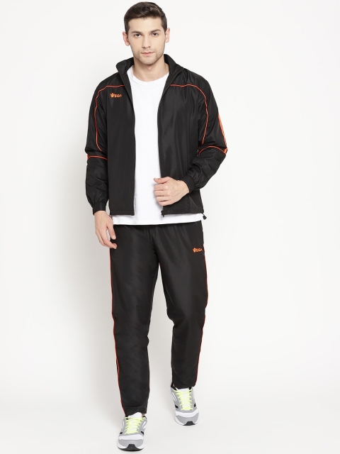 VEGA Men Black Solid Rapid Dry Anti Static Sports Track Suit