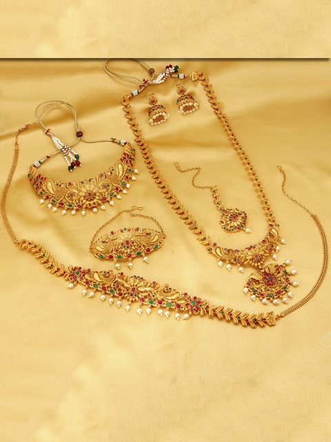 Sukkhi Gold-Plated Pink & Green Stone-Studded Pearl-Beaded Floral Traditional Jewellery Set
Sukkhi Gold-Plated Pink & Green Stone-Studded Pearl-Beaded Floral Traditional Jewellery Set