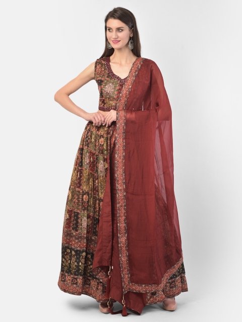 Neerus Maroon & Green Embellished Sequinned Ready to Wear Lehenga & Blouse With Dupatta
Neerus Maroon & Green Embellished Sequinned Ready to Wear Lehenga & Blouse With Dupatta