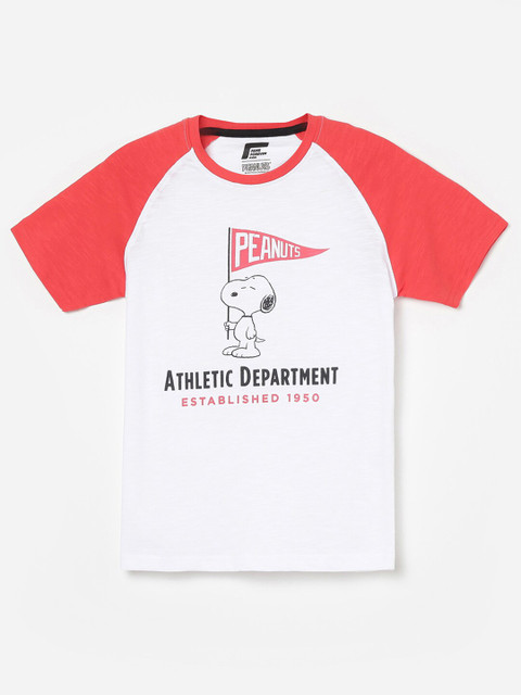 Fame Forever by Lifestyle Boys White Typography Printed Drop-Shoulder Sleeves Applique T-shirt 
Fame Forever by Lifestyle Boys White Typography Printed Drop-Shoulder Sleeves Applique T-shirt