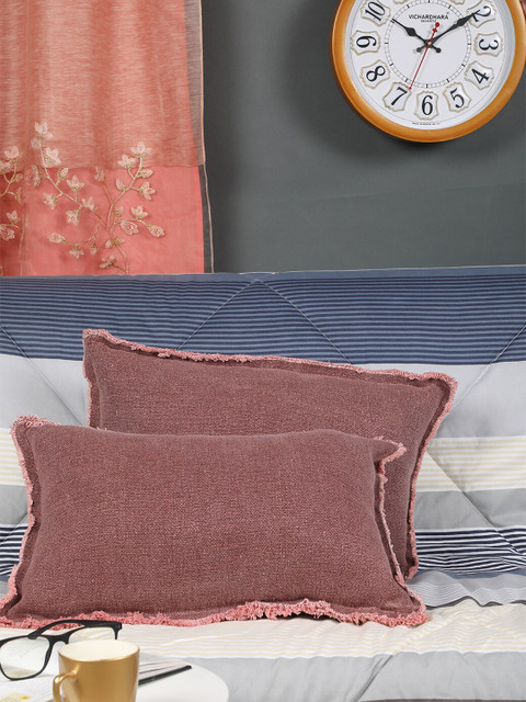 Scarves & Glitters Burgundy Set of 2 Rectangle Cushion Covers
Scarves & Glitters Burgundy Set of 2 Rectangle Cushion Covers