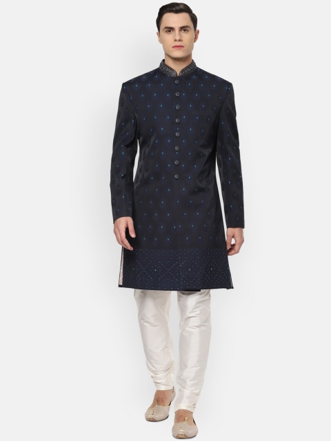 Louis Philippe Men Navy Blue Ethnic Motifs Embroidered Thread Work Kurta with Pyjamas
Louis Philippe Men Navy Blue Ethnic Motifs Embroidered Thread Work Kurta with Pyjamas