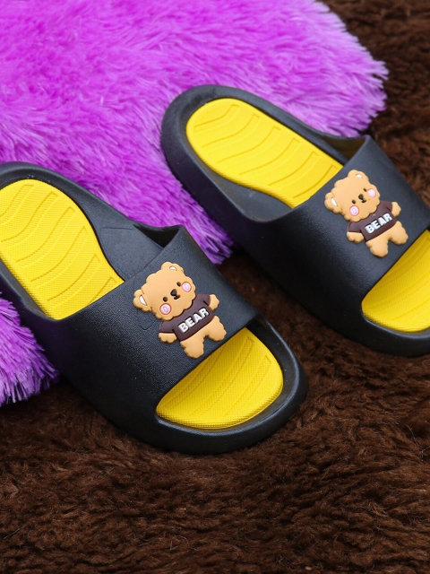 FEETWELL SHOES Unisex Kids Black & Yellow Rubber Sliders