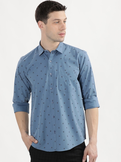 V2 Value & Variety Men Blue Slim Fit Printed Casual Shirt