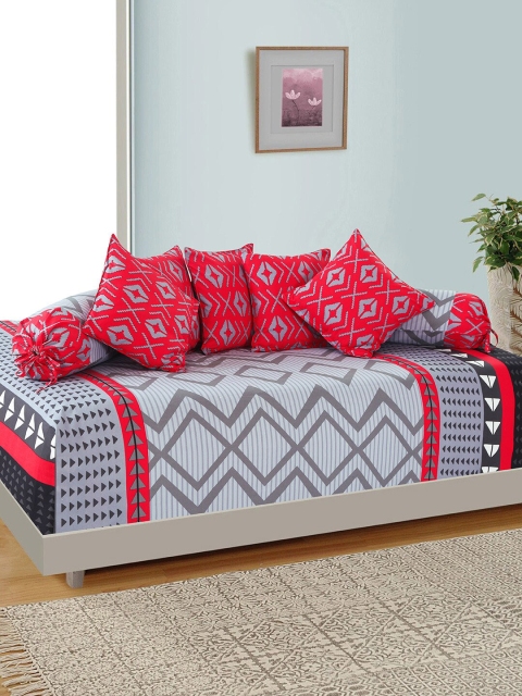 Salona Bichona Set Of 8 Grey & Red Printed 120 TC Pure Cotton Bedsheet With Bolster & Cushion Covers
Salona Bichona Set Of 8 Grey & Red Printed 120 TC Pure Cotton Bedsheet With Bolster & Cushion Covers