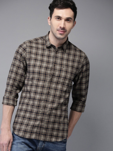 THE BEAR HOUSE Men Grey Slim Fit Checked Casual Shirt