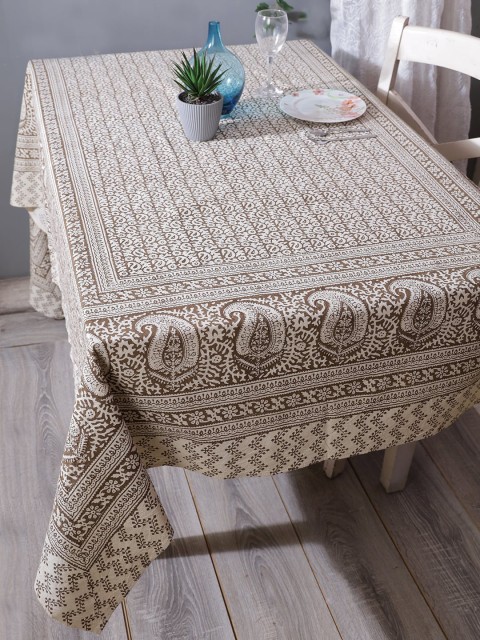 RANGDESI Off-White & Brown Bagh Handblock Printed Cotton 6-Seater Rectangular Table Cover
RANGDESI Off-White & Brown Bagh Handblock Printed Cotton 6-Seater Rectangular Table Cover