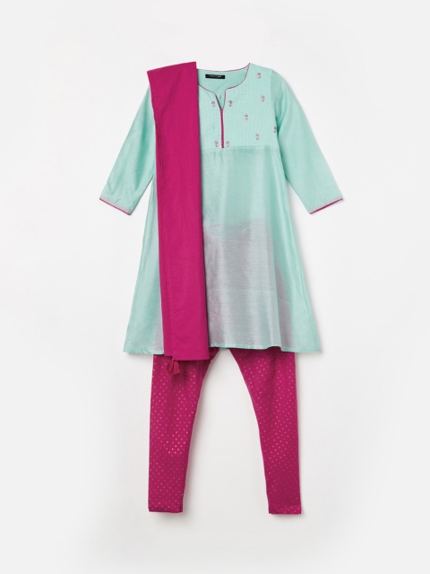 Melange by Lifestyle Girls Green Embroidered Panelled Chanderi Cotton Kurti with Pyjamas & With Dupatta
Melange by Lifestyle Girls Green Embroidered Panelled Chanderi Cotton Kurti with Pyjamas & With Dupatta