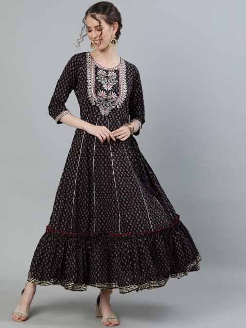 Ishin Women Black Floral Printed Anarkali Kurta