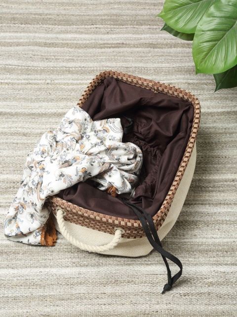 HOSTA HOMES Set Of 2 Brown & Beige Checked Eco-Friendly Multipurpose Organiser Basket
HOSTA HOMES Set Of 2 Brown & Beige Checked Eco-Friendly Multipurpose Organiser Basket