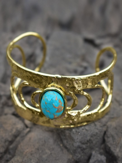 ZeroKaata Women Gold-Toned & Turquoise Blue Brass Handcrafted Gold-Plated Cuff Bracelet