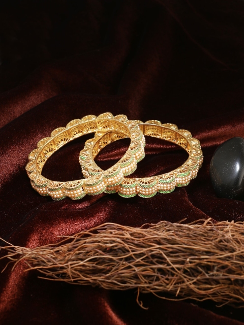 Adwitiya Collection Women Set Of 2 24CT Gold-Plated Green Handcrafted Enameled Bangles
Adwitiya Collection Women Set Of 2 24CT Gold-Plated Green Handcrafted Enameled Bangles