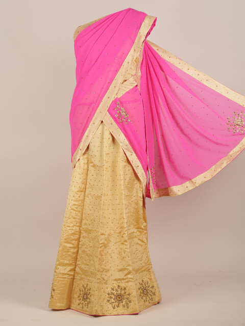 Pothys Pink & Gold-Toned Embellished Beads and Stones Half Lehenga Saree
Pothys Pink & Gold-Toned Embellished Beads and Stones Half Lehenga Saree