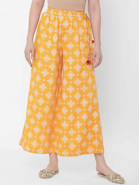 ZOLA Women Yellow Printed Flared Palazzos